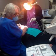 Clínica Dental Dr. Presencia Martí profesional trabajando